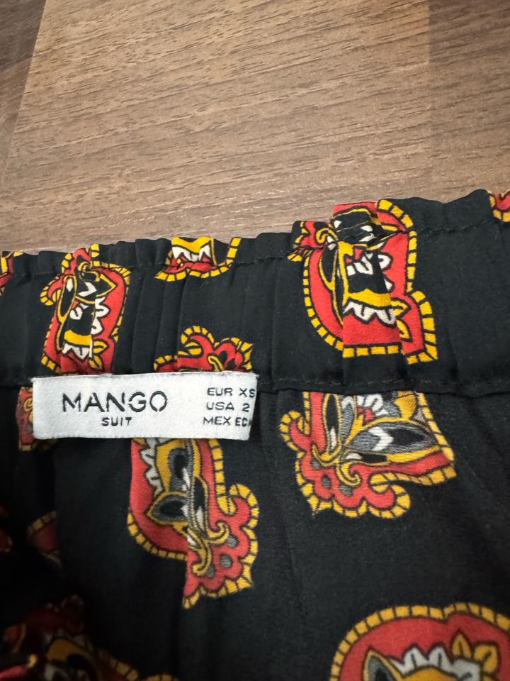 Короткое летнее платье mango