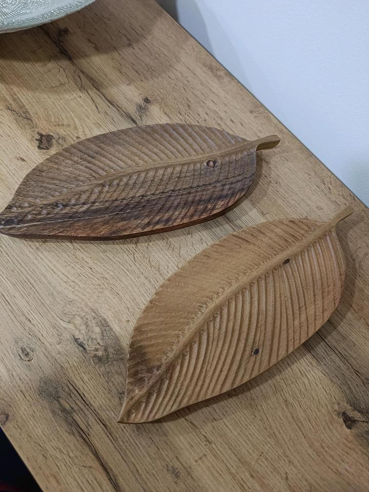 Поднос-тарелка в виде листа, декор