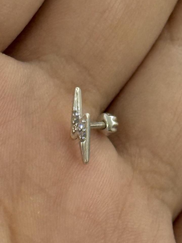 Моносерьга