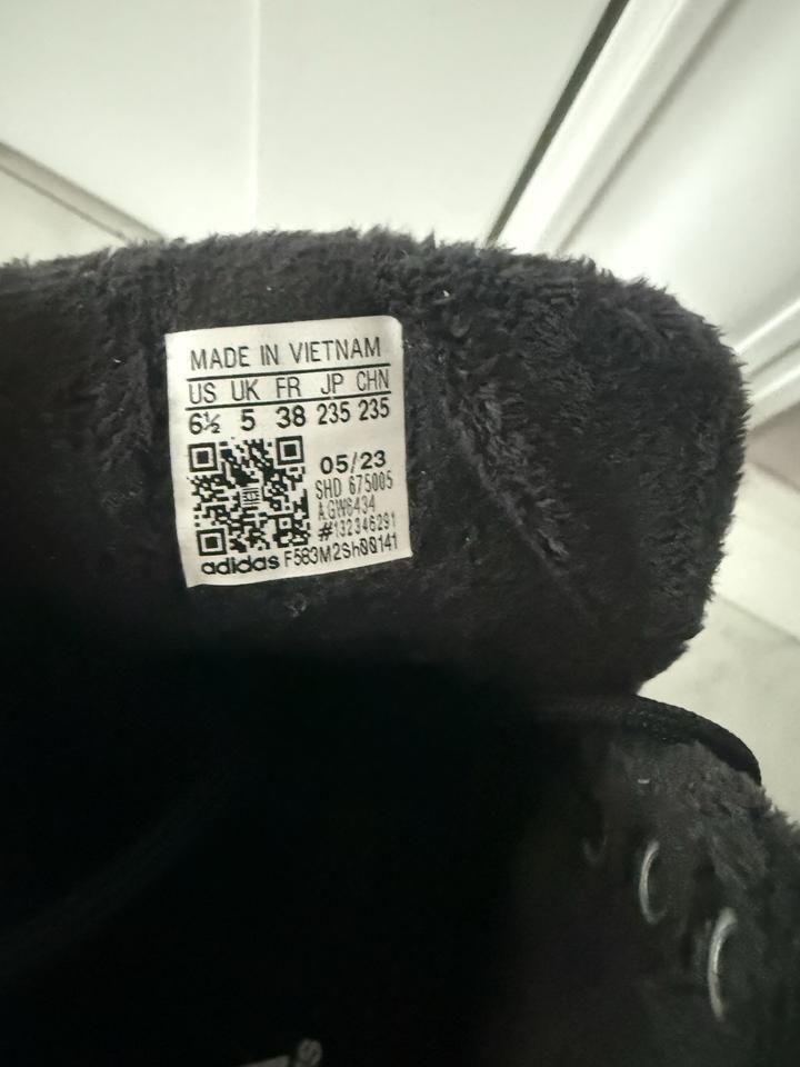 Кеды от Adidas