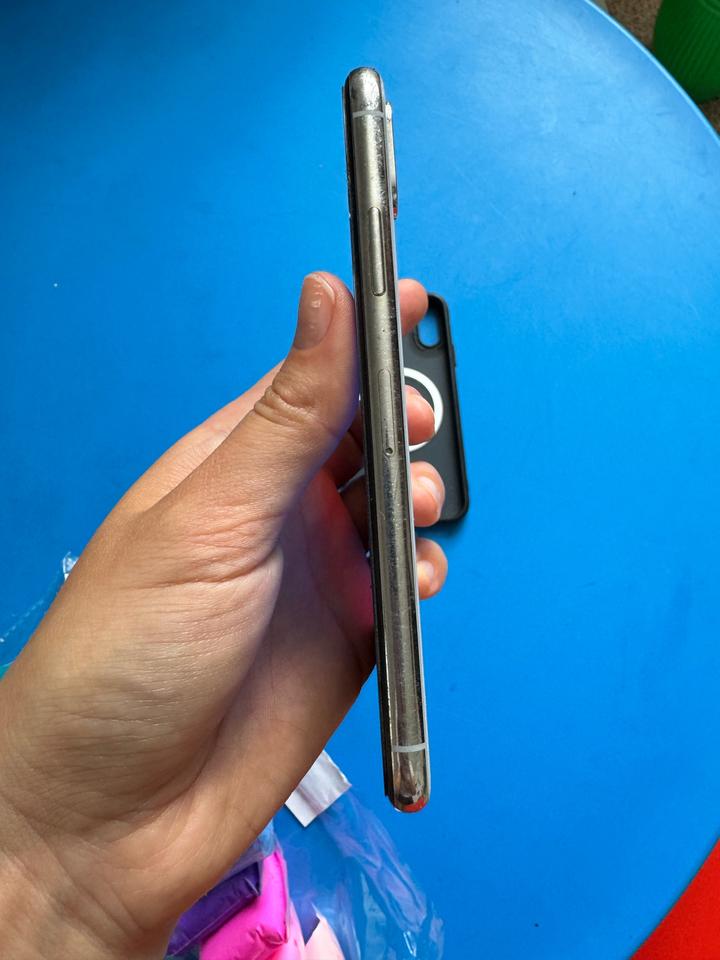 iPhone x 256