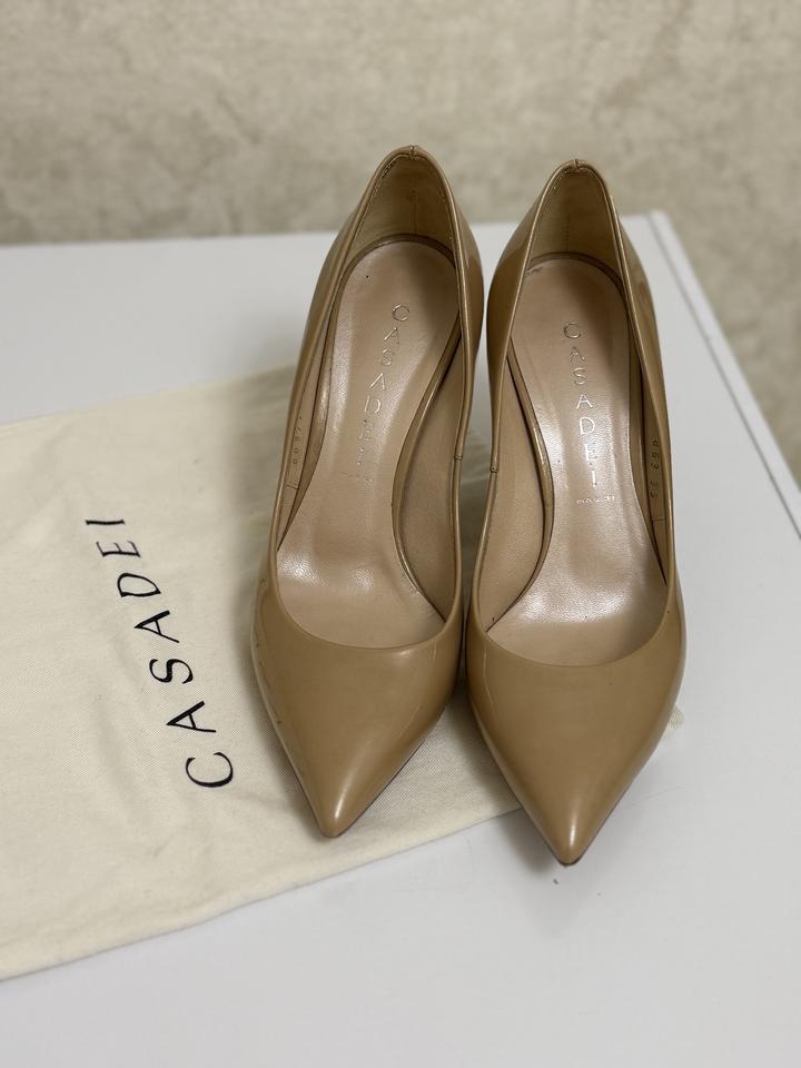 Продам туфли на шпильке итальянский бренд Casadei