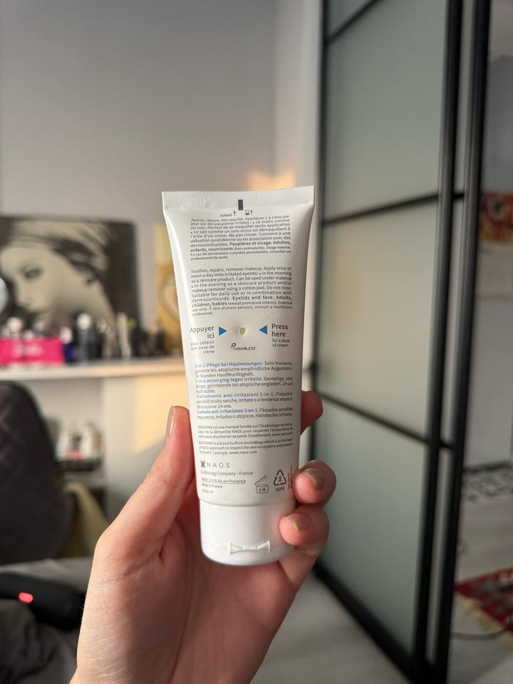 Bioderma крем Интенсивный уход за областью вокруг глаз