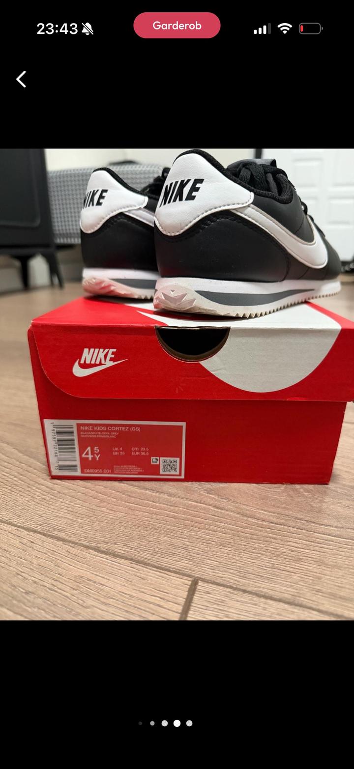 Nike Cortez