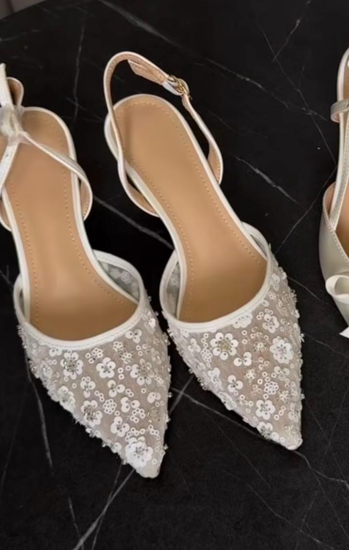 Туфли белые