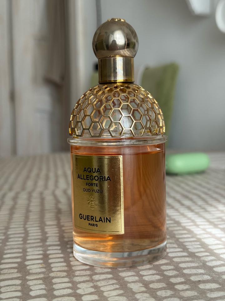Aqua Allegoria Forte Oud Yuzu Guerlain