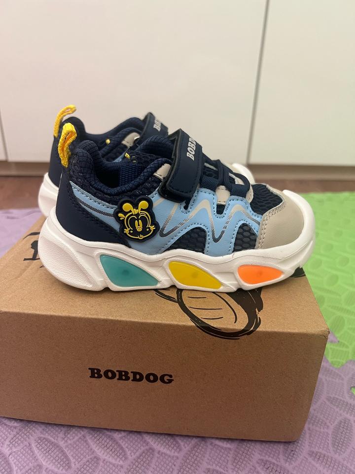 Летние кроссовки