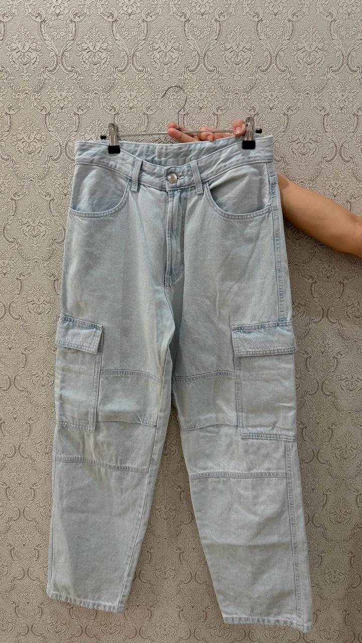 Джинсы карго bershka