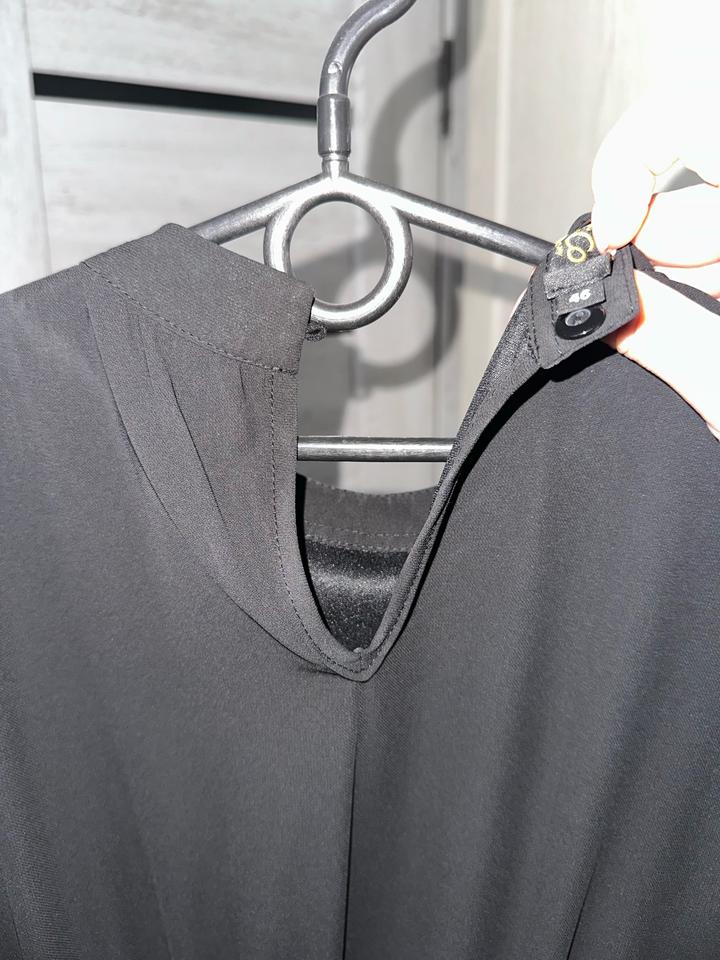 Черное платье