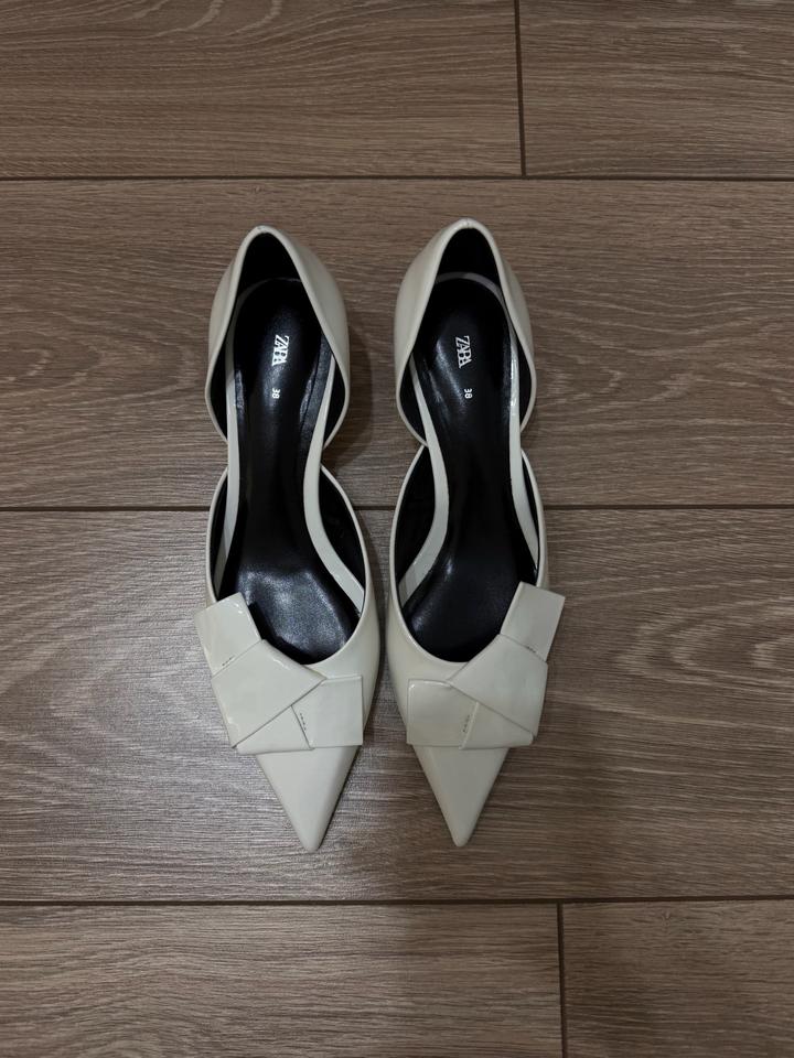 Белые туфли на каблуке с бантом, вдохновение Prada Origami