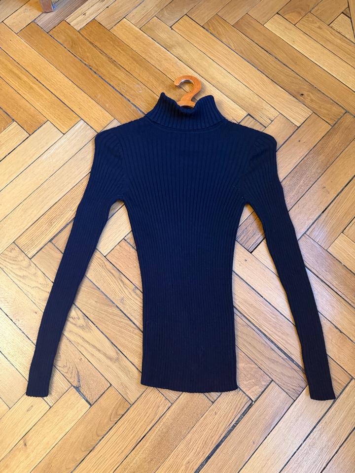 Новая водолазка из 100% шерсти Muji