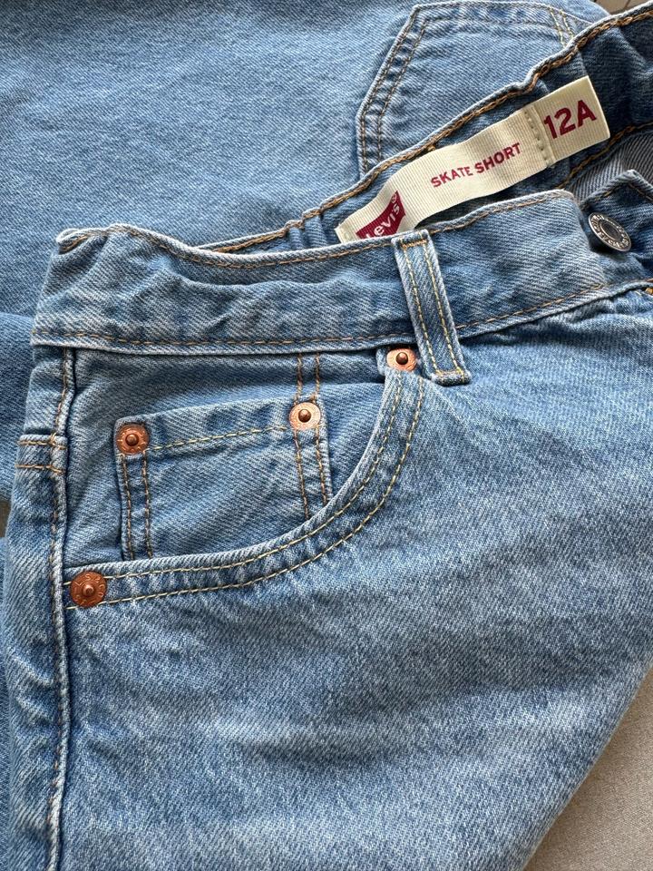 Джинсовые шорты Levi’s