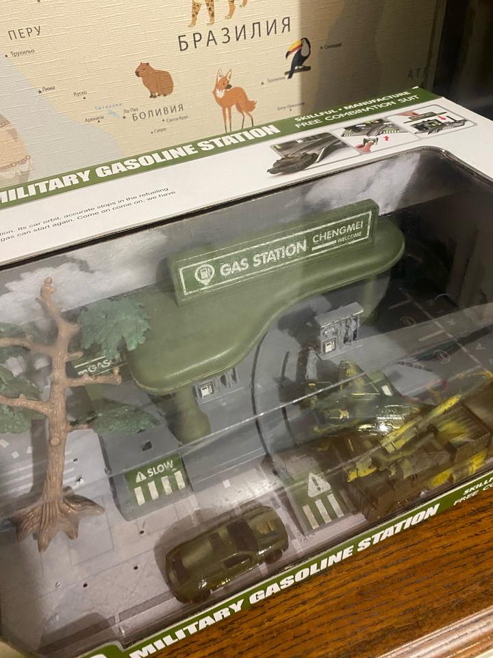 Паркинг военный игрушка