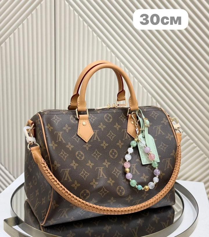 Лв бачонок,канва кожа