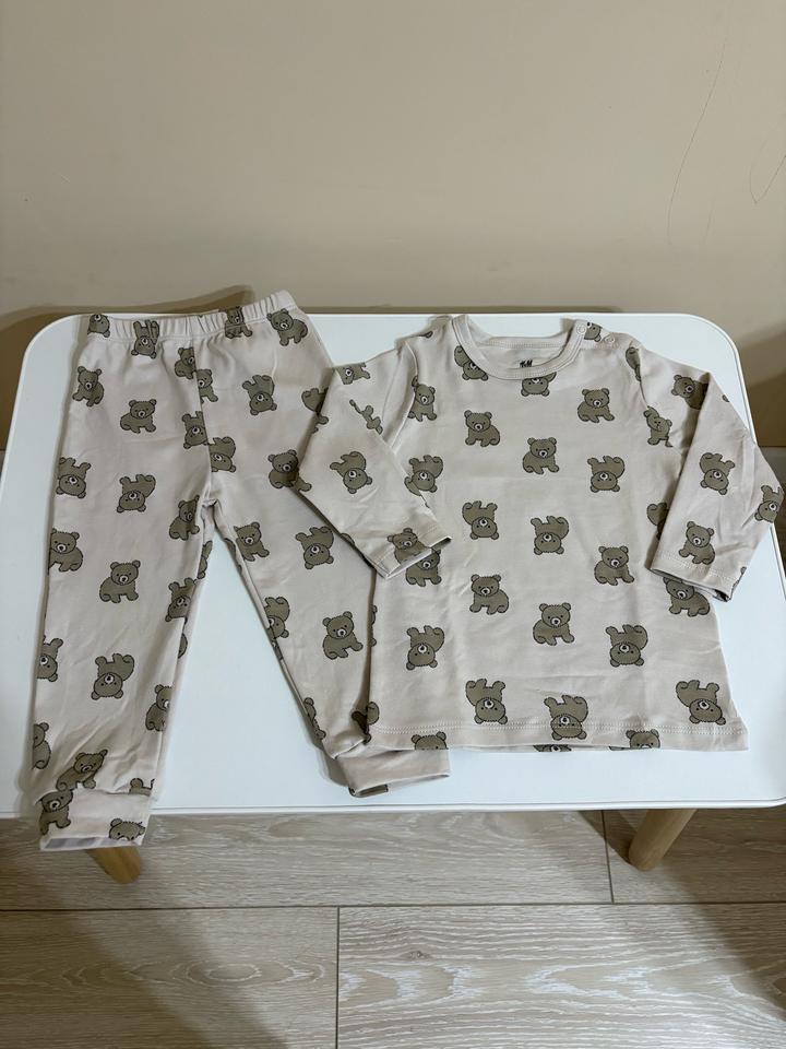 Набор carters, H&M , mamas papas (футболка + штаны)