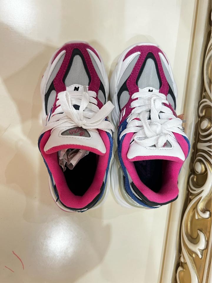 Кроссовки для девочки