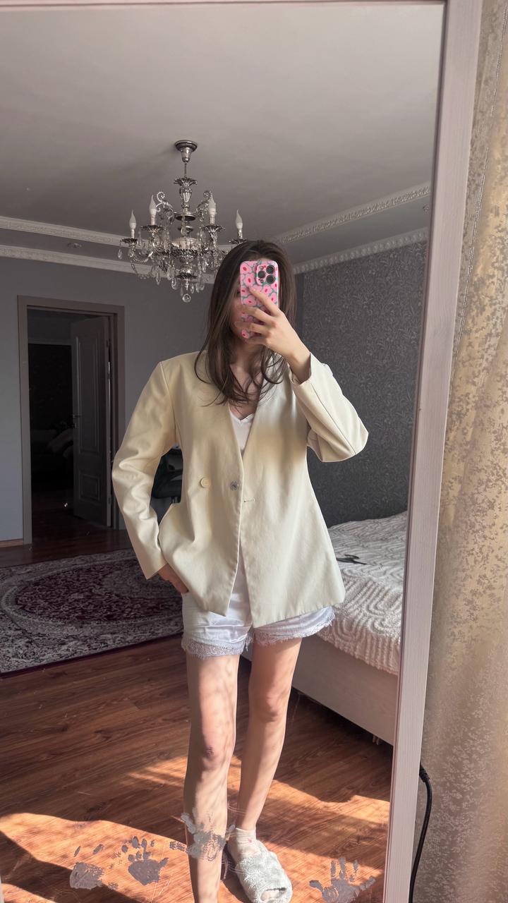 Бежевый Пиджак