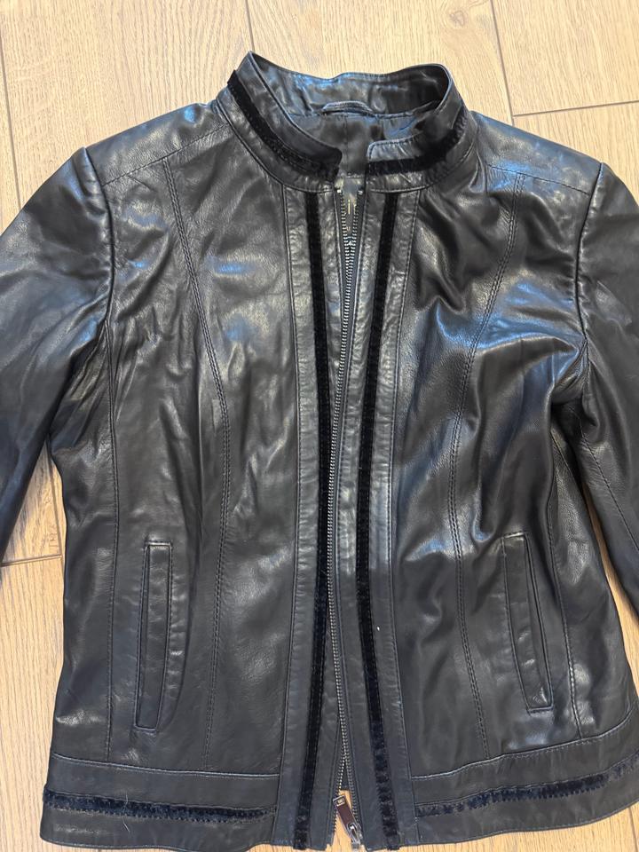 Куртка из натуральной телячьей кожи ESTIMO