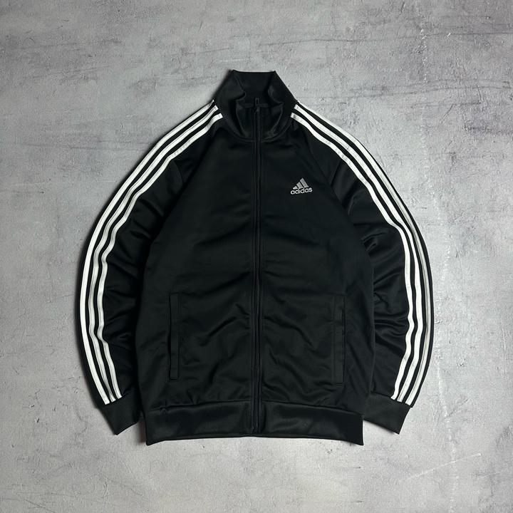 Двойка adidas