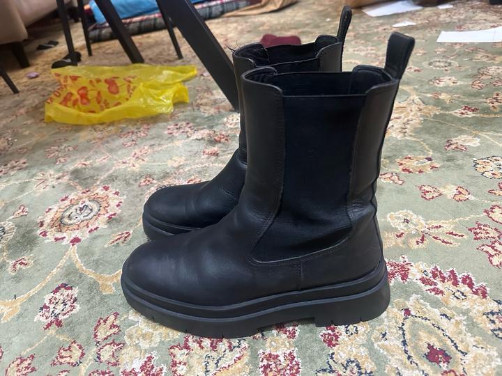 Кожанные сапоги Зара