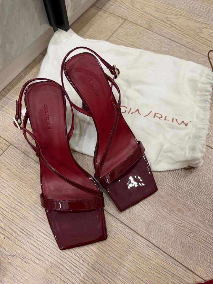 Красивые босоножки Gia Borghini x Rosie Huntington Whitley