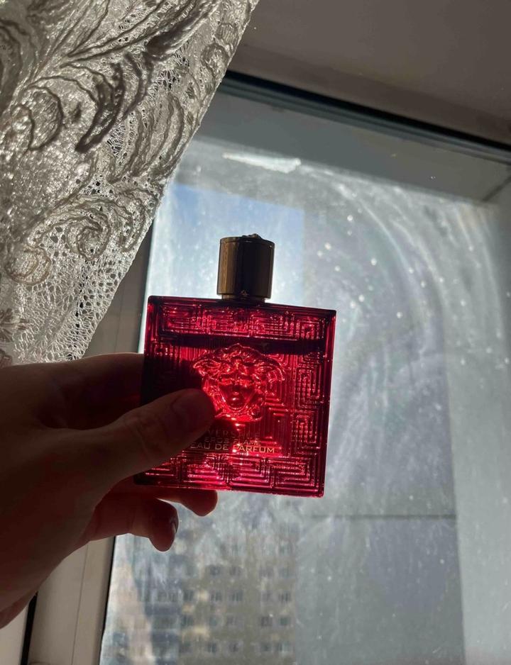 Версачи Эрос