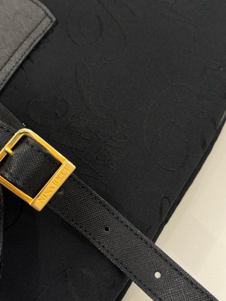 Сумка от Nina Ricci