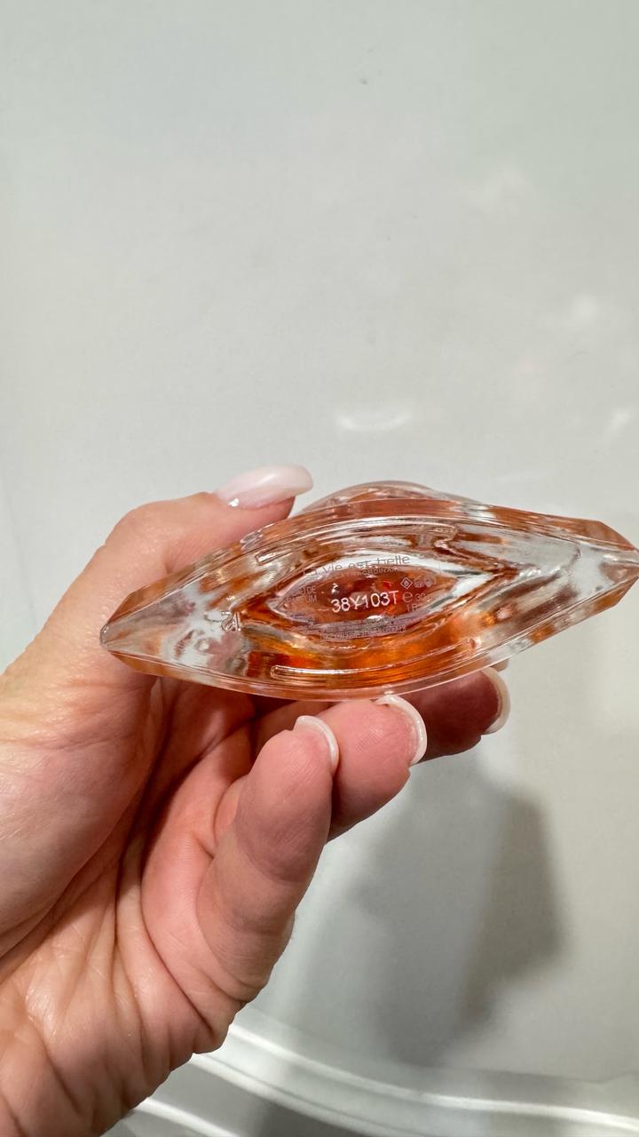 Lancome - La vie est belle, Rose Extraordinaire, 30 ml. .