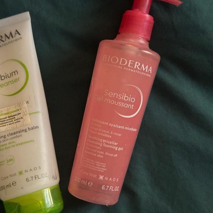 Умывашки Bioderma Sensibio / Sebium Hydra Cleanser