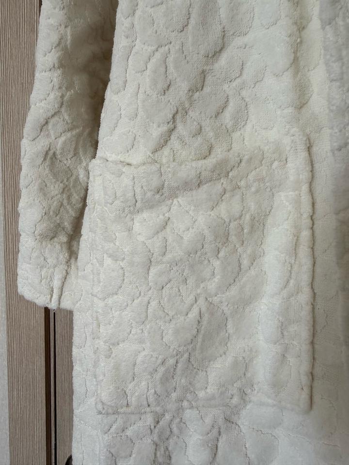 Белый махровый халат (Турция)