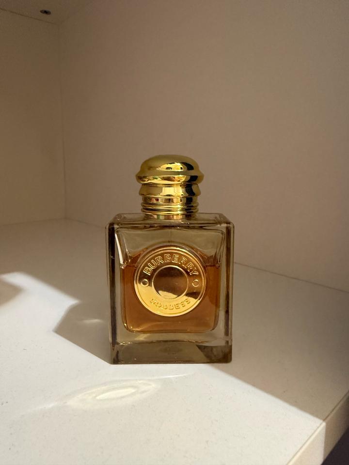 Burberry goddess intense