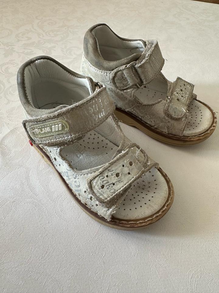 Сандали Tiflani