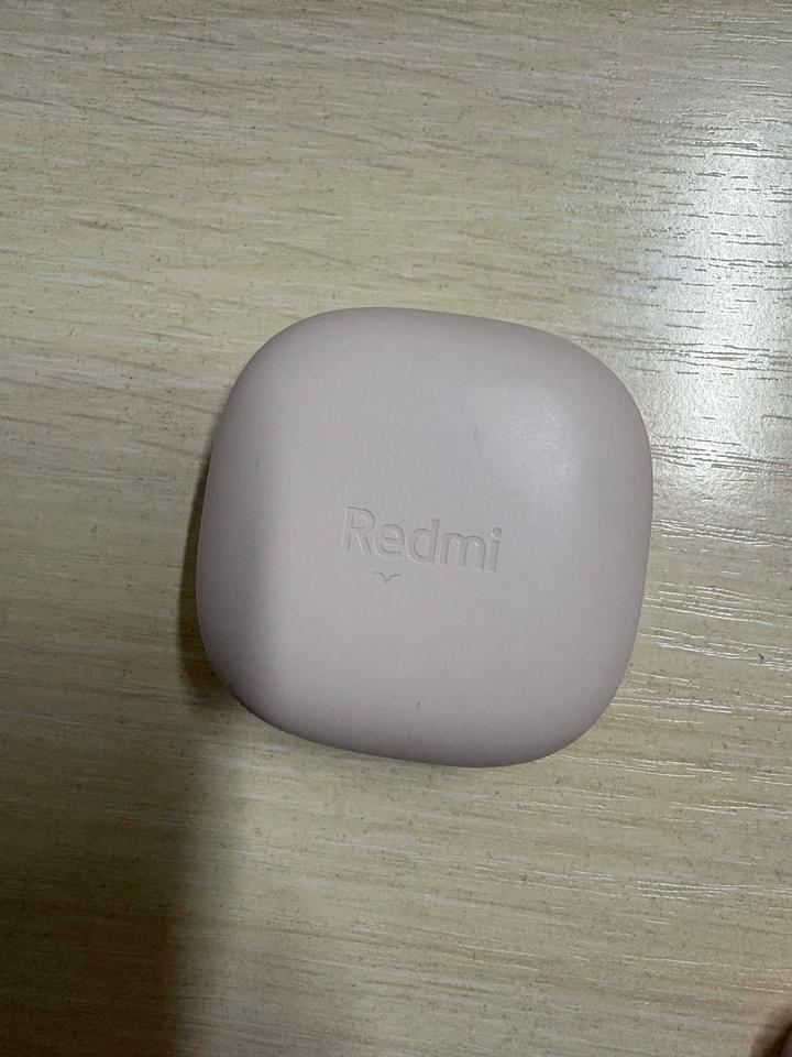 Продам новые наушники 🎧 + фитнес браслет бренд Xiaomi