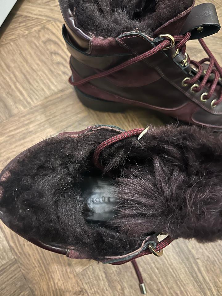 Осенние ботинки uterque