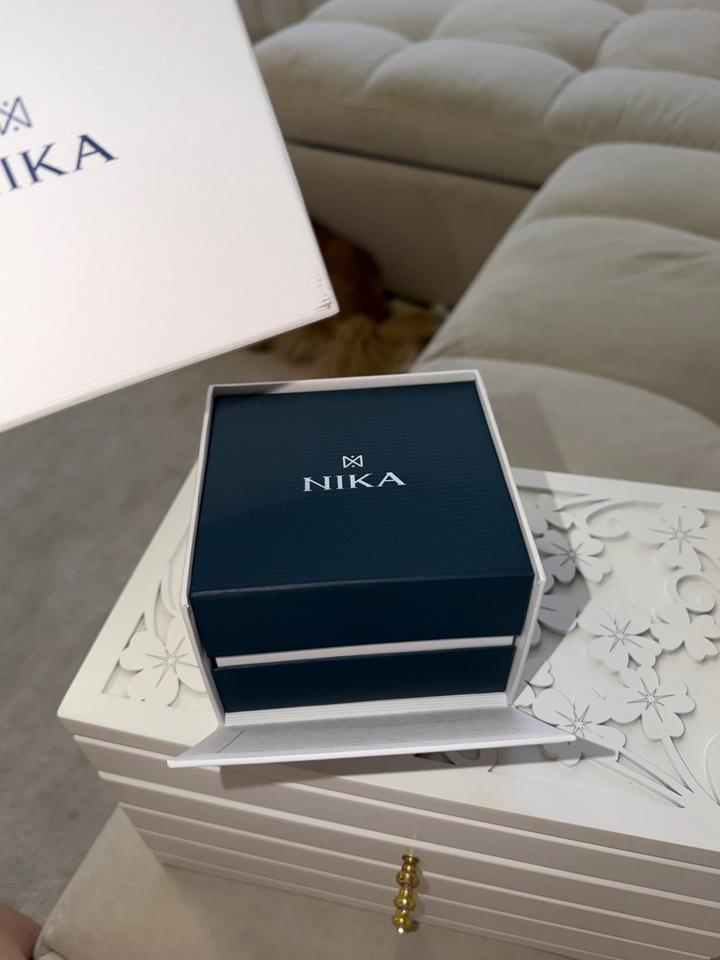 Серебрянные часы Nika