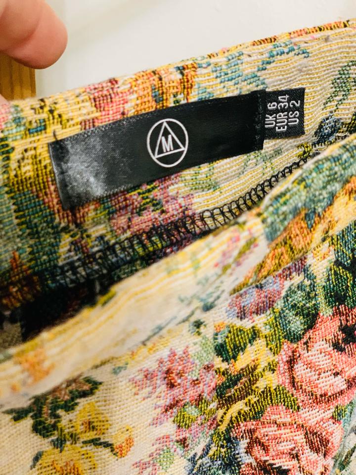 Гобеленовая мини юбка с бахромой