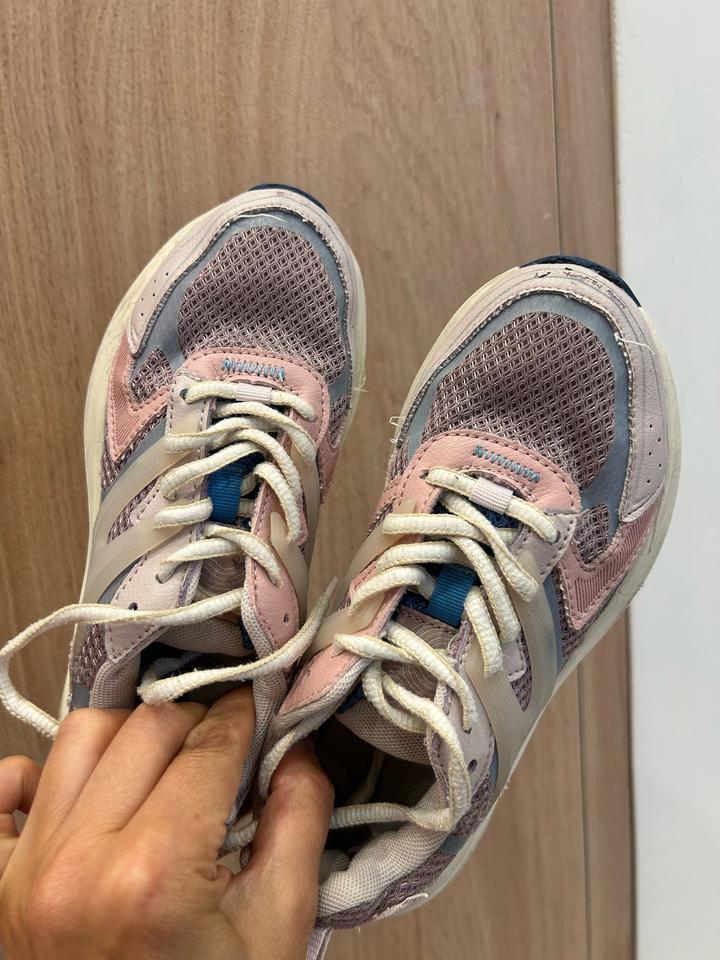Кроссовки Zara