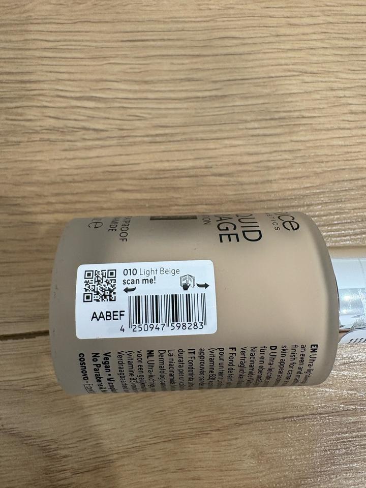 Тональный крем Catrice