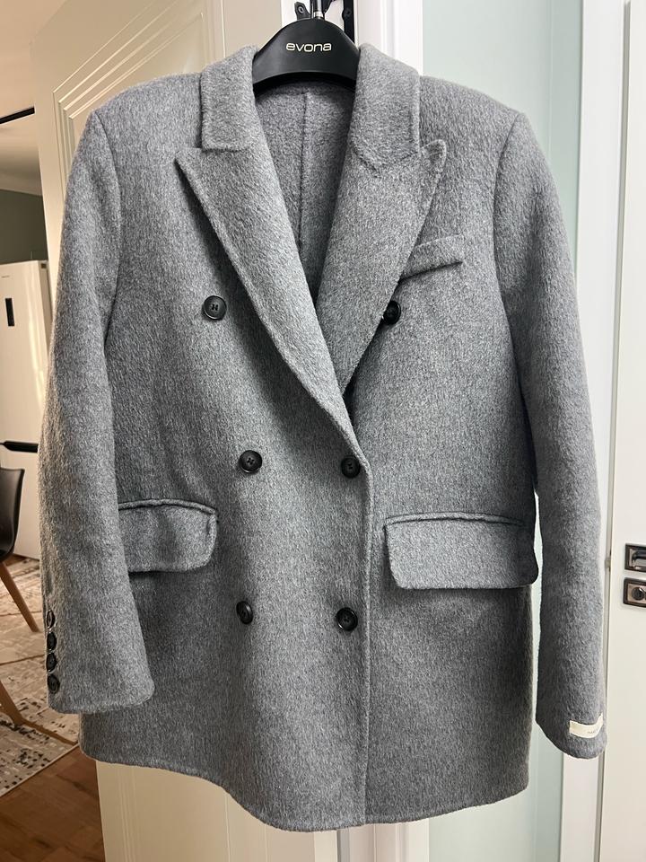 Пальто в отличном состоянии!