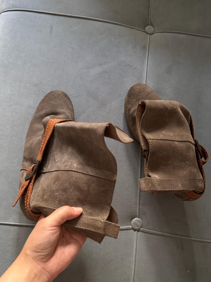 Полусапоги из натуральной замши