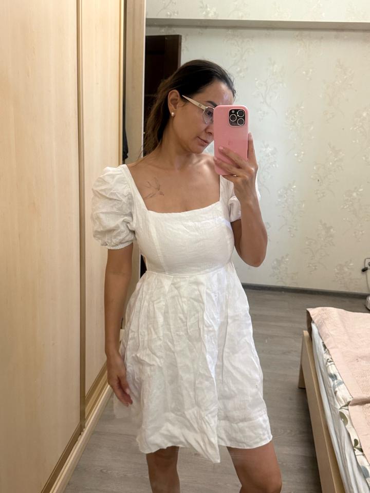 Красивое льняное платье на лето.