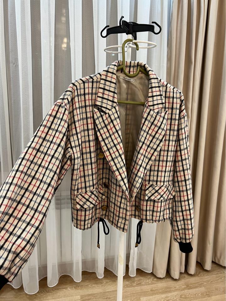 Теплый бомбер на весну