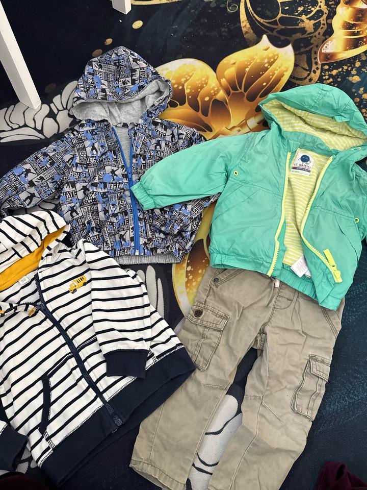Пакет вещей 86см,штаны,кофта,2 ветровки