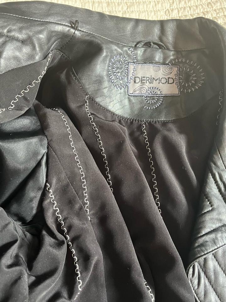 Кожанная куртка