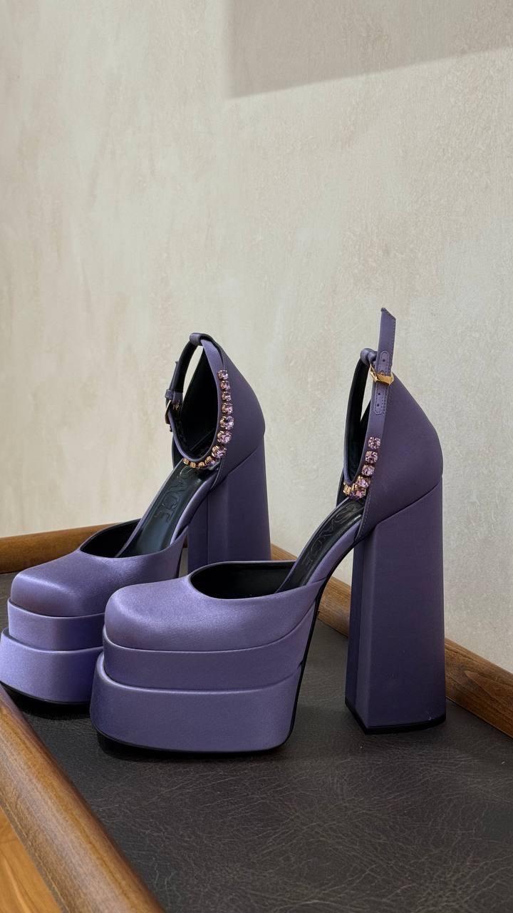 Туфли Versace