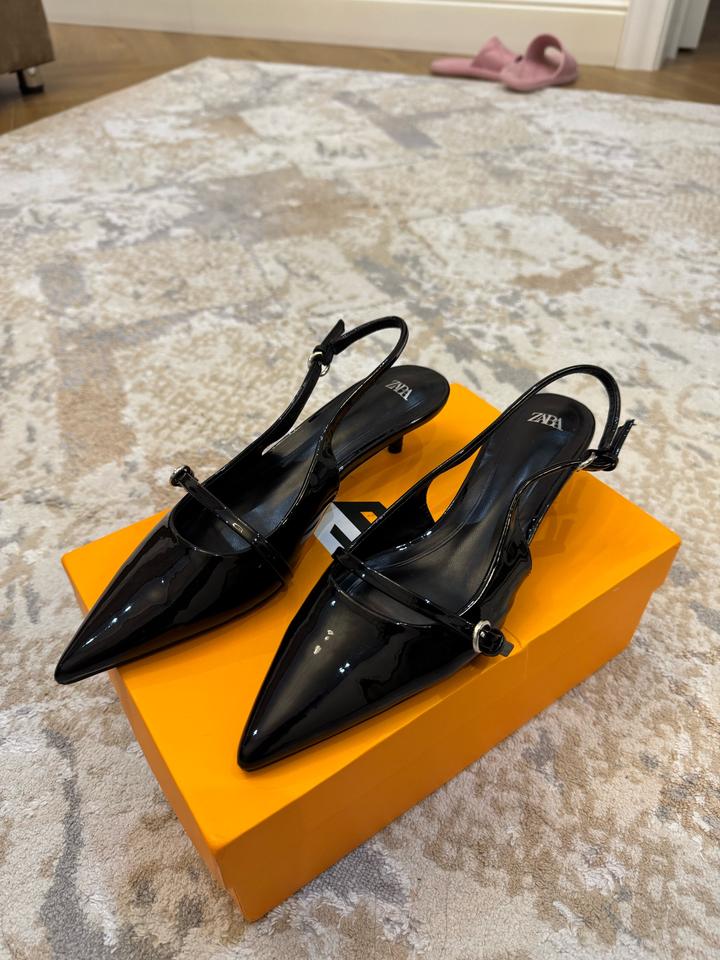 Черный туфли