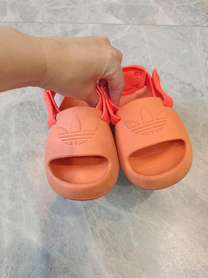Сандалии Adidas originals, унисекс 27-28 размер