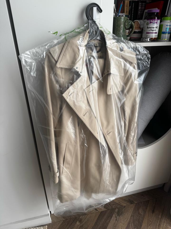 Original Burberry London trench coat 🤍