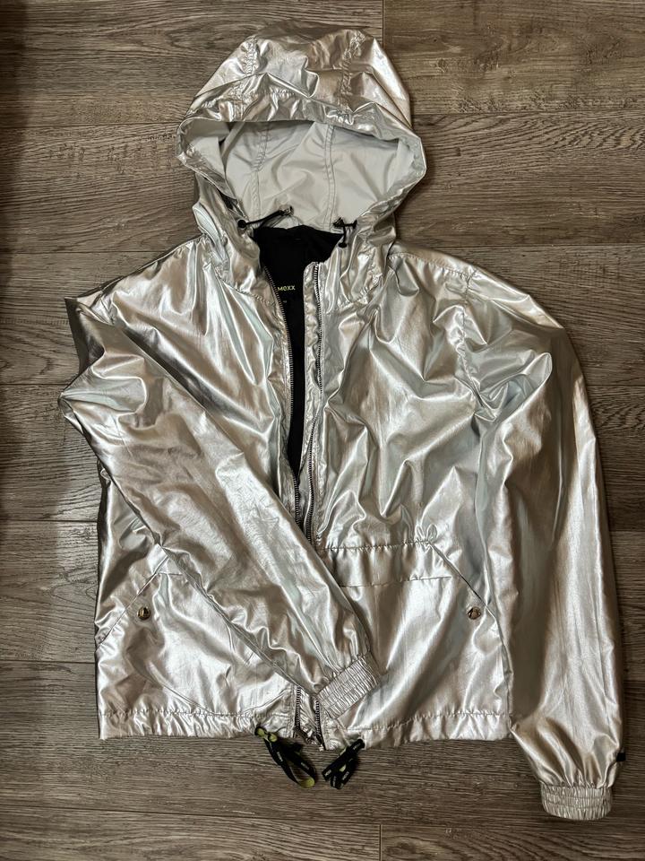 ветровка