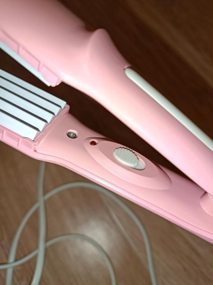 Утюжек-гофре Vitek